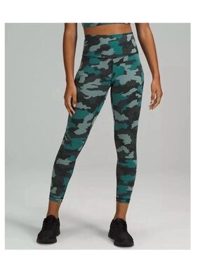 Lululemon Teal & Black Camouflage Leggings